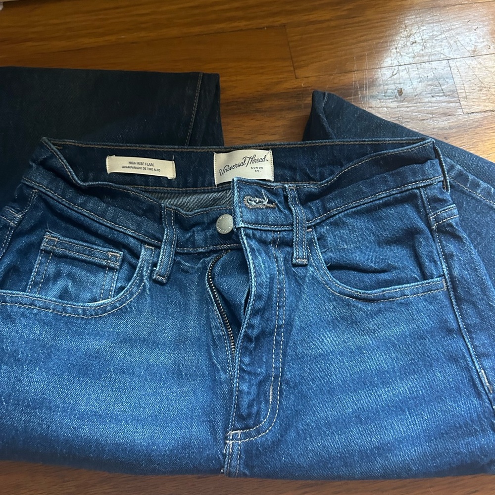 Woman’s Blue Denim Jeans